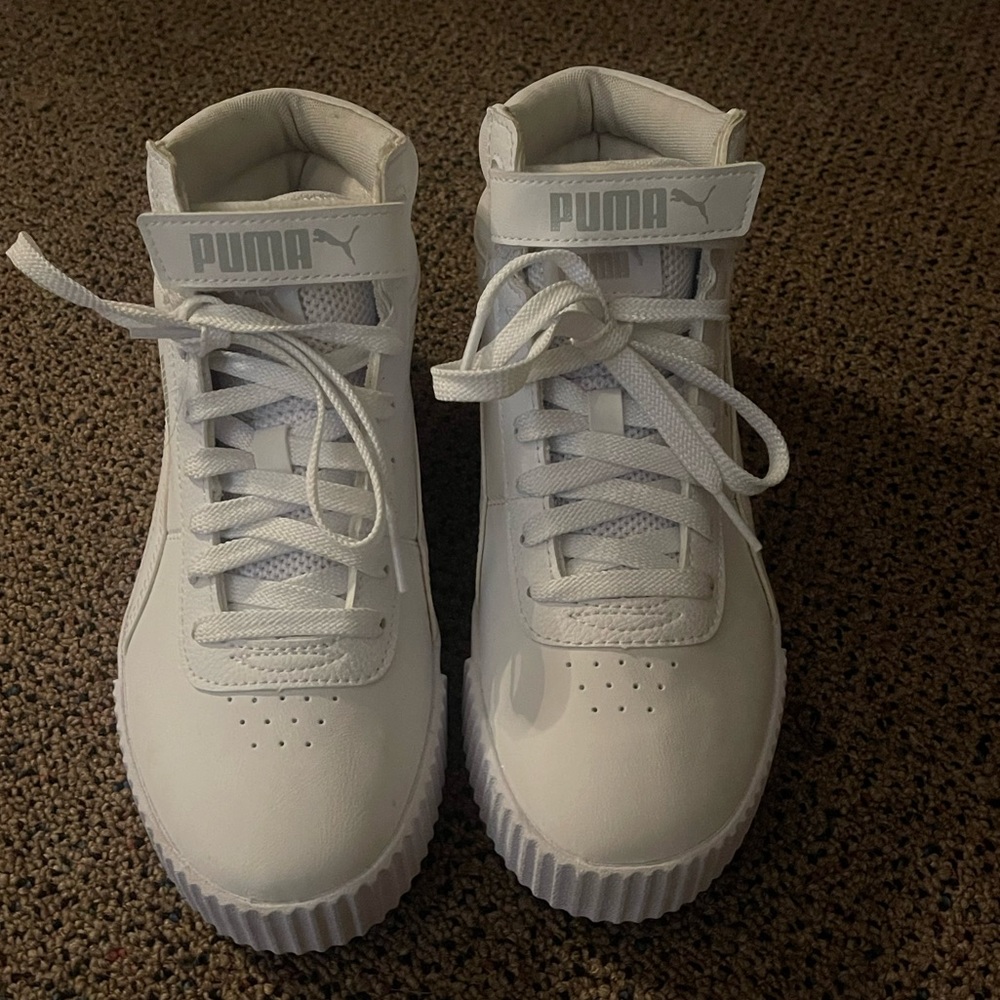 Puma Carina Mid Sneakers